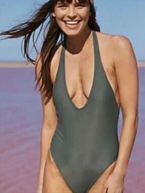Aerie Size Small Deep Plunge One-Piece Swimsuit – Olive Green